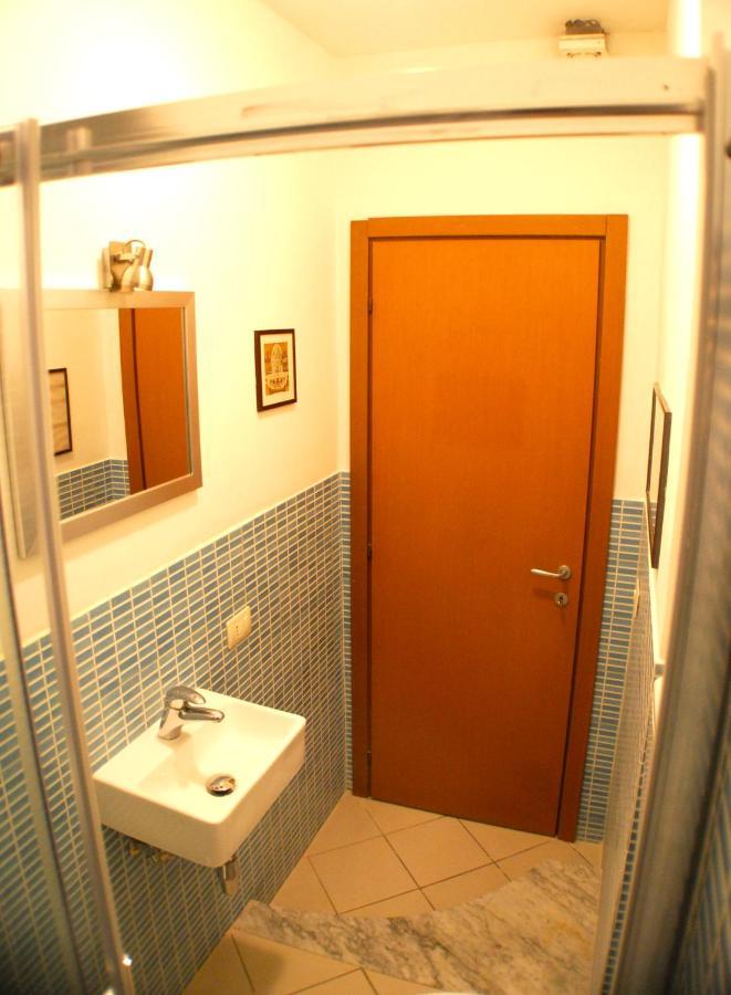 Albergoteatro ลาสเปเซีย ภายนอก รูปภาพ