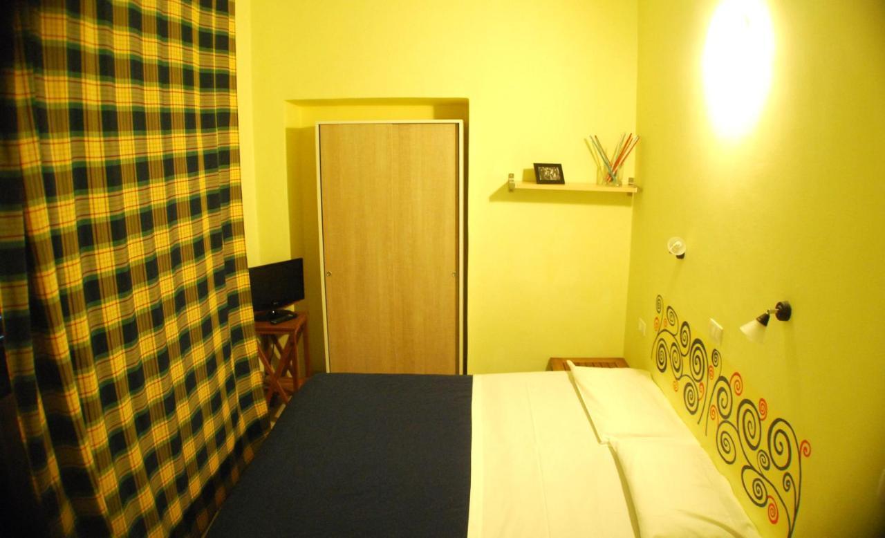 Albergoteatro ลาสเปเซีย ภายนอก รูปภาพ