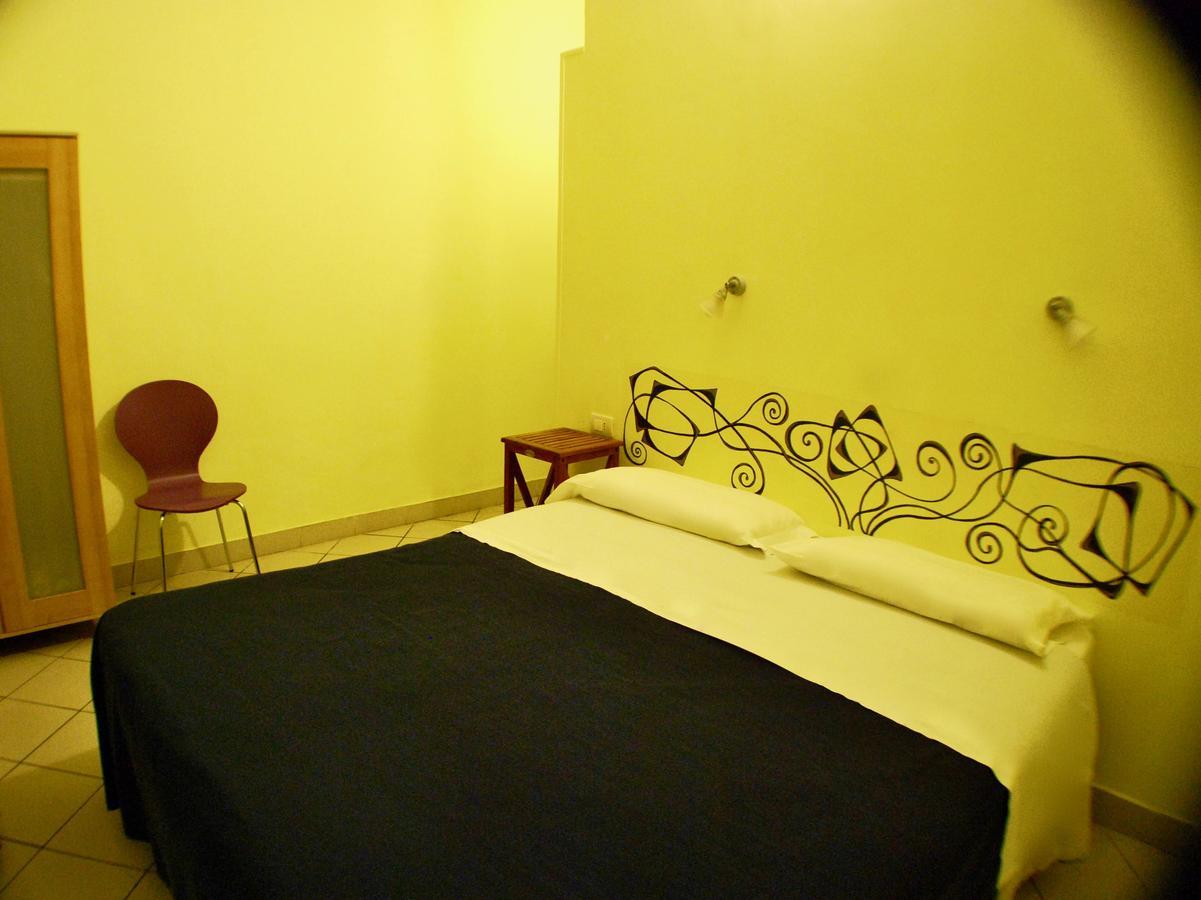 Albergoteatro ลาสเปเซีย ภายนอก รูปภาพ