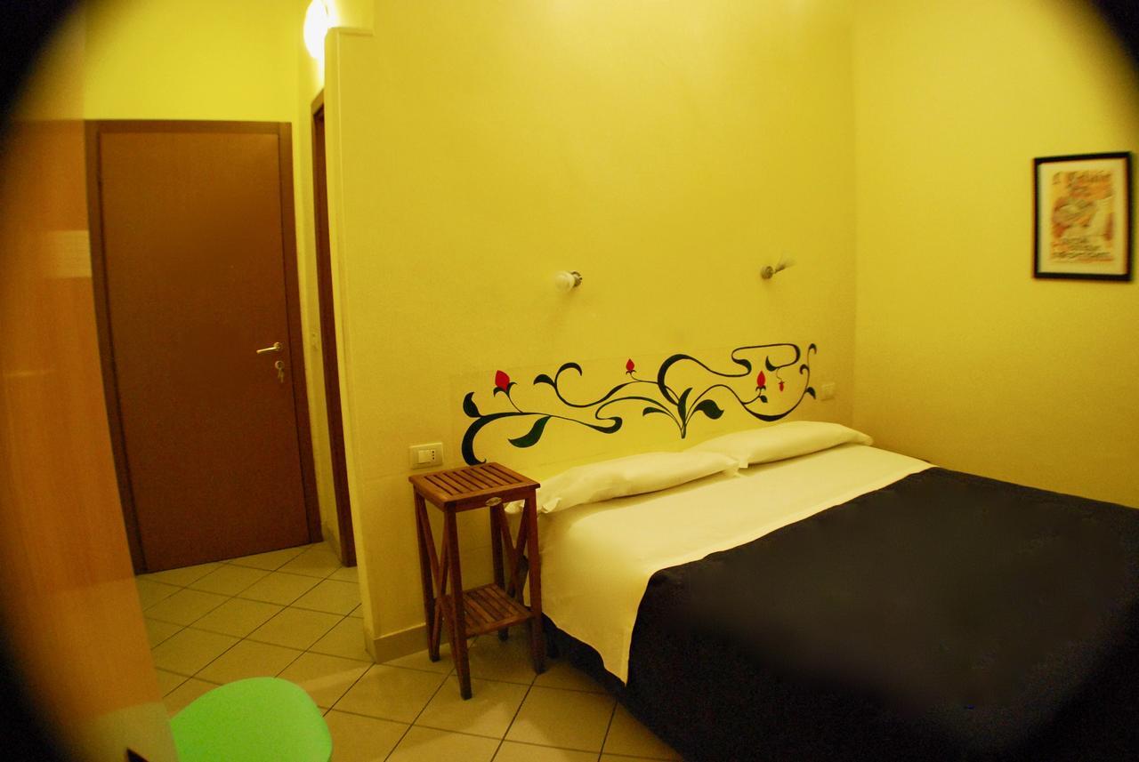 Albergoteatro ลาสเปเซีย ภายนอก รูปภาพ